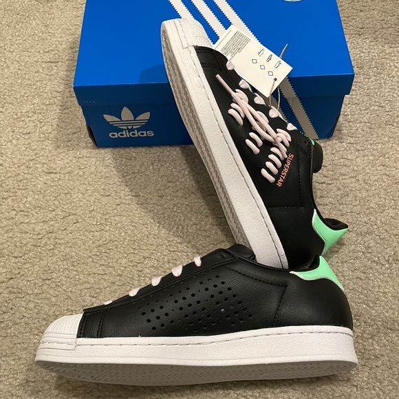 Adidas SUPERSTAR SHOES women size 7 brand new with box - Picture 5 of 8